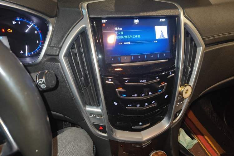 Used Cadillac SRX 2013 3.0L Elite Model Audio And AC Panel