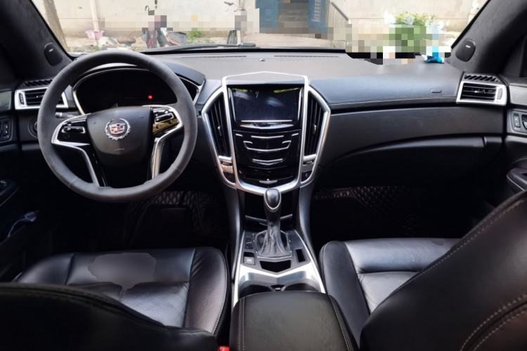 Used Cadillac SRX 2013 3.0L Comfort Model Center Console