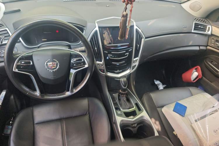 Used Cadillac SRX 2013 3.0L Comfort Model Center Console