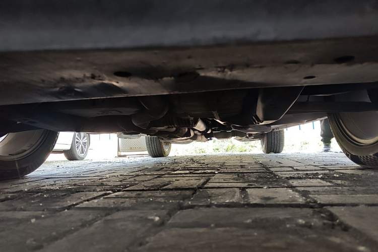 Used Cadillac SRX 2013 3.0L Leading Model Chassis Front