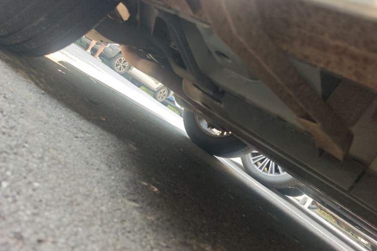 Used Cadillac SRX 2013 3.0L Comfort Model Chassis Rear Right