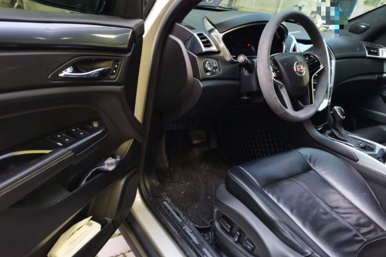 Used Cadillac SRX 2013 3.0L Comfort Model Driver Seat