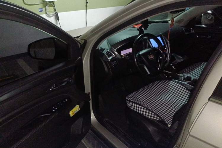 Used Cadillac SRX 2013 3.0L Comfort Model Driver Seat