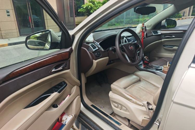 Used Cadillac SRX 2013 3.0L Elite Model Driver Seat
