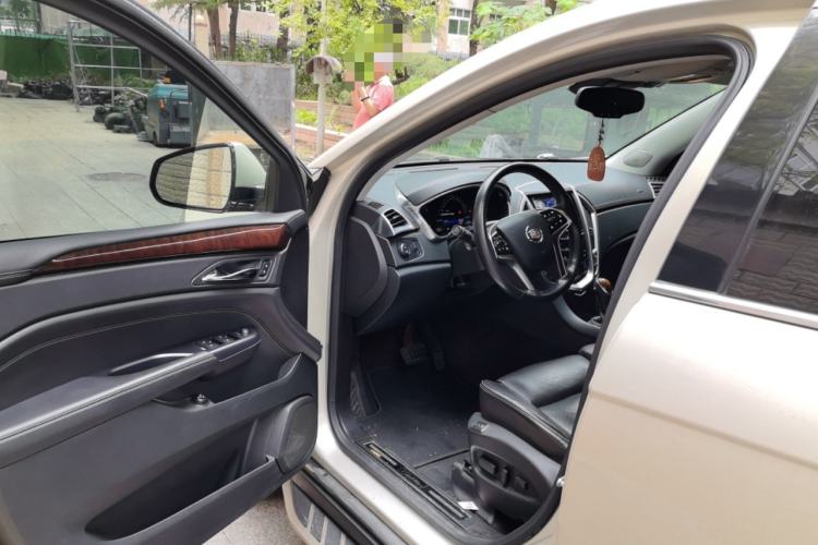 Used Cadillac SRX 2013 3.0L Luxury Model Driver Seat