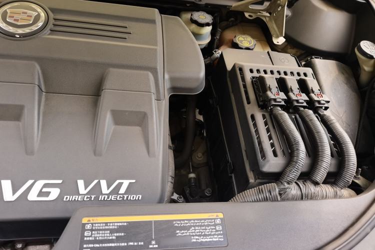 Used Cadillac SRX 2013 3.0L Comfort Model Engine Bay Left