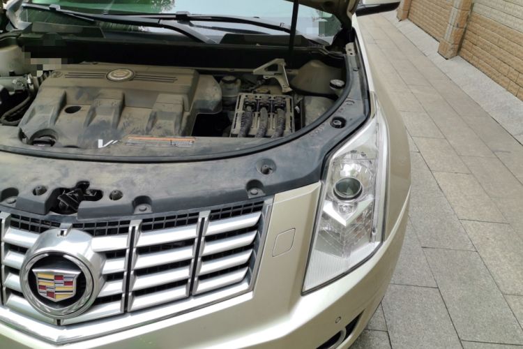 Used Cadillac SRX 2013 3.0L Luxury Model Engine Bay Left