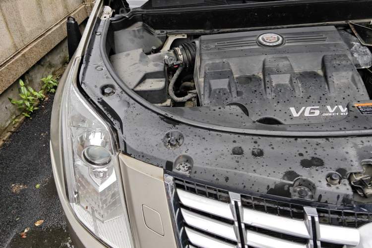 Used Cadillac SRX 2013 3.0L Leading Model Engine Bay Right
