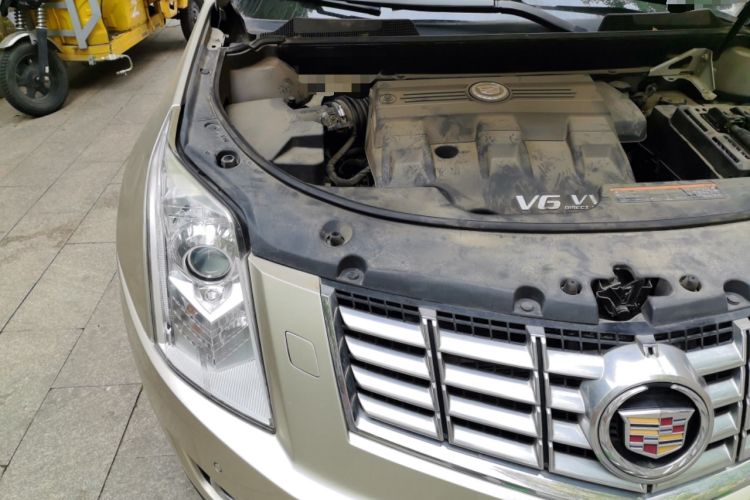 Used Cadillac SRX 2013 3.0L Luxury Model Engine Bay Right