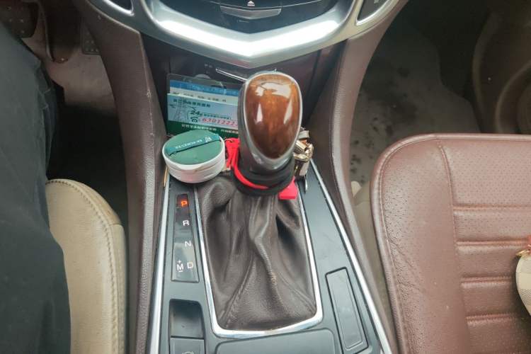 Used Cadillac SRX 2013 3.0L Elite Model Gear Lever