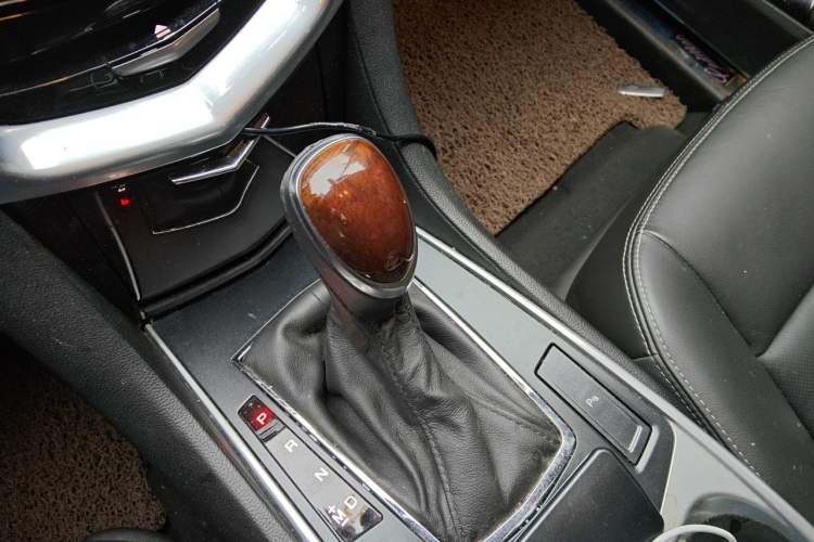 Used Cadillac SRX 2013 3.0L Leading Model Gear Lever