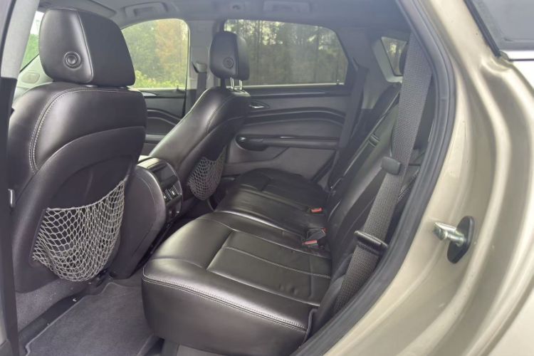 Used Cadillac SRX 2013 3.0L Comfort Model Interior 3