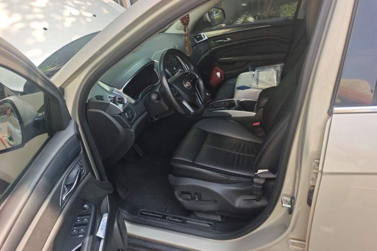 Used Cadillac SRX 2013 3.0L Comfort Model Left Front Seat