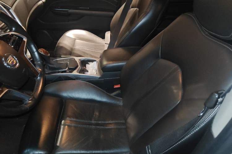Used Cadillac SRX 2013 3.0L Elite Model Left Front Seat