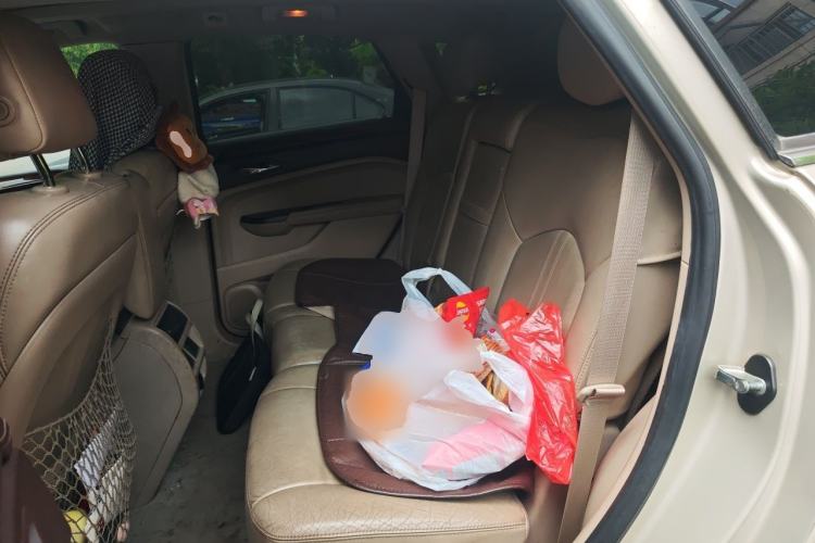 Used Cadillac SRX 2013 3.0L Elite Model Left Rear Seat