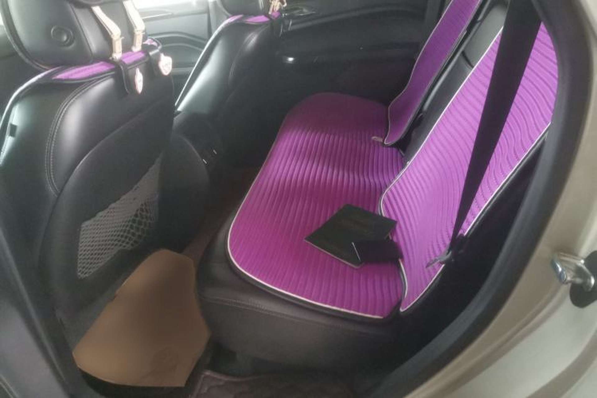 Used Cadillac SRX 2013 3.0L Luxury Model Left Rear Seat