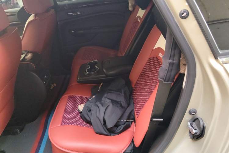 Used Cadillac SRX 2013 3.0L Luxury Model Left Rear Seat