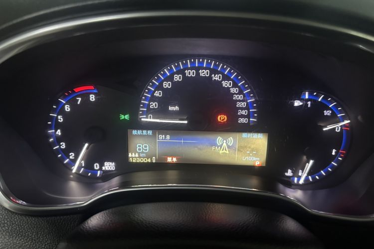 Used Cadillac SRX 2013 3.0L Comfort Model Odometer Close Up