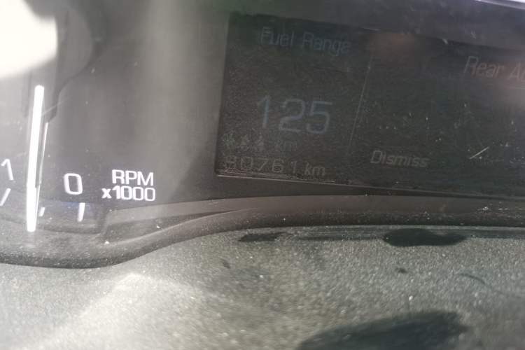 Used Cadillac SRX 2013 3.0L Elite Model Odometer Close Up
