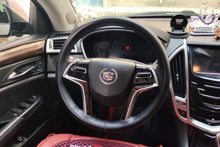 Used Cadillac SRX 2013 3.0L Luxury Model Steering Wheel