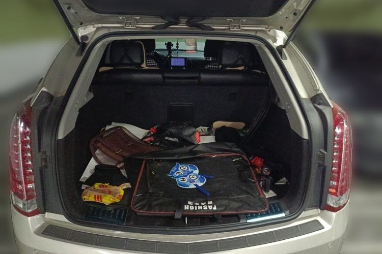 Used Cadillac SRX 2013 3.0L Comfort Model Trunk