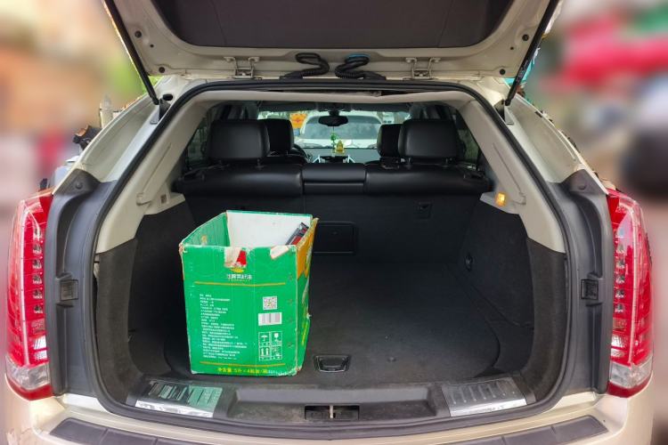 Used Cadillac SRX 2013 3.0L Comfort Model Trunk
