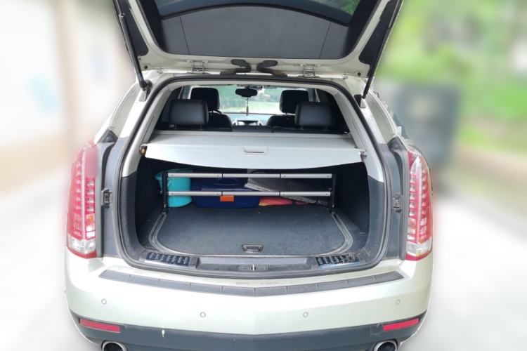 Used Cadillac SRX 2013 3.0L Luxury Model Trunk