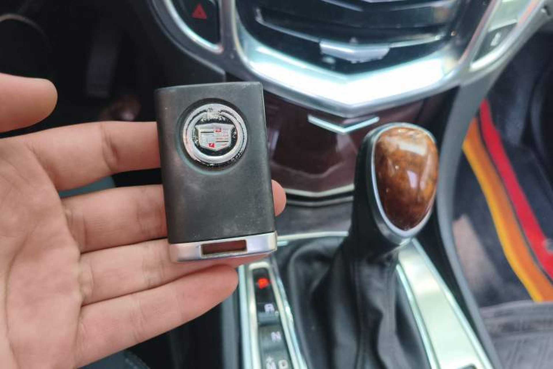 Used Cadillac SRX 2013 3.0L Elite Model Vehicle Key