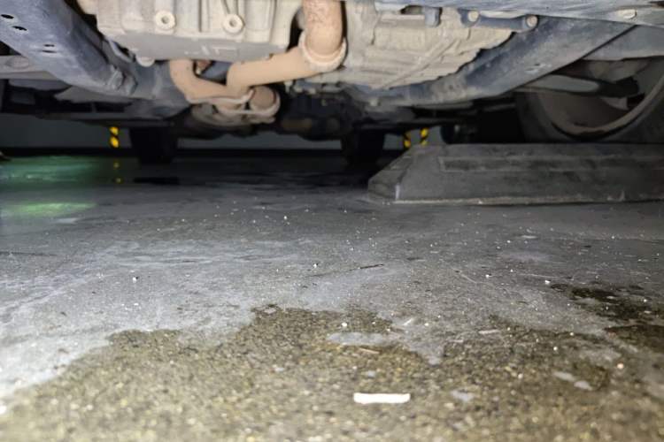 Used Cadillac SRX 2013 3.0L Comfort Model Chassis Front