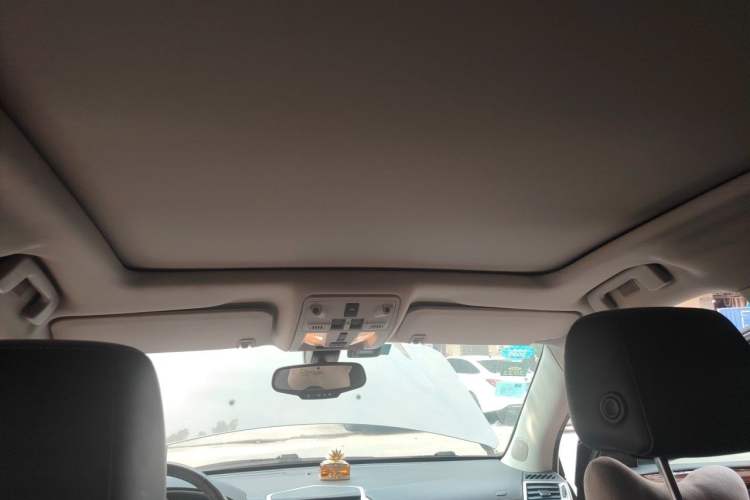 Used Cadillac SRX 2013 3.0L Elite Model Headliner