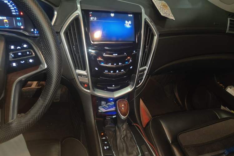 Used Cadillac SRX 2013 3.0L Leading Model Audio And AC Panel