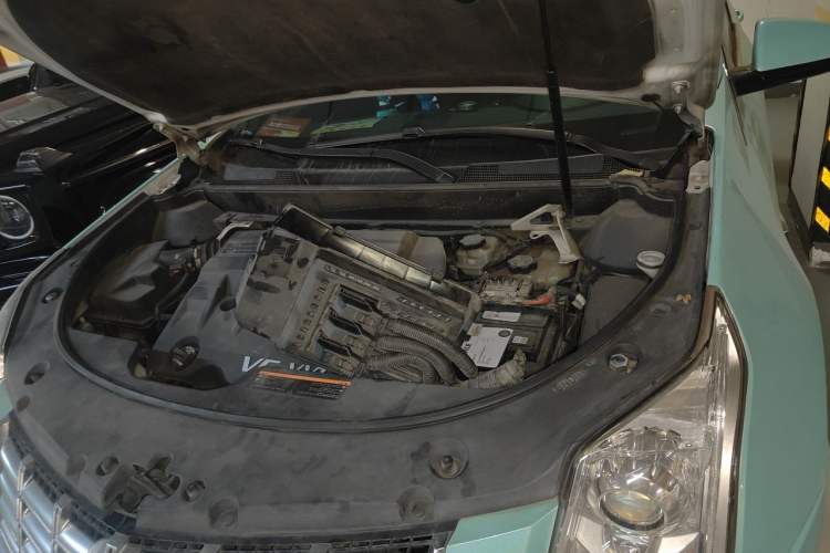 Used Cadillac SRX 2013 3.0L Leading Model Engine Bay Left