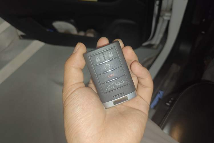 Used Cadillac SRX 2013 3.0L Leading Model Vehicle Key