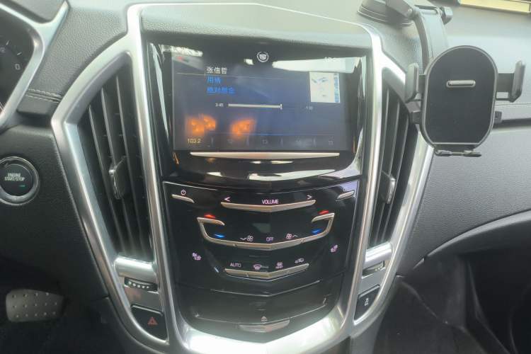 Used Cadillac SRX 2013 3.0L Elite Model Audio And AC Panel