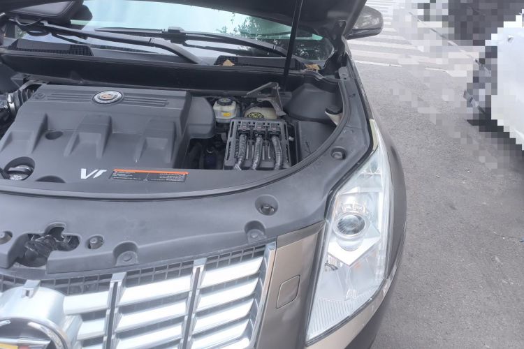 Used Cadillac SRX 2013 3.0L Elite Model Engine Bay Left