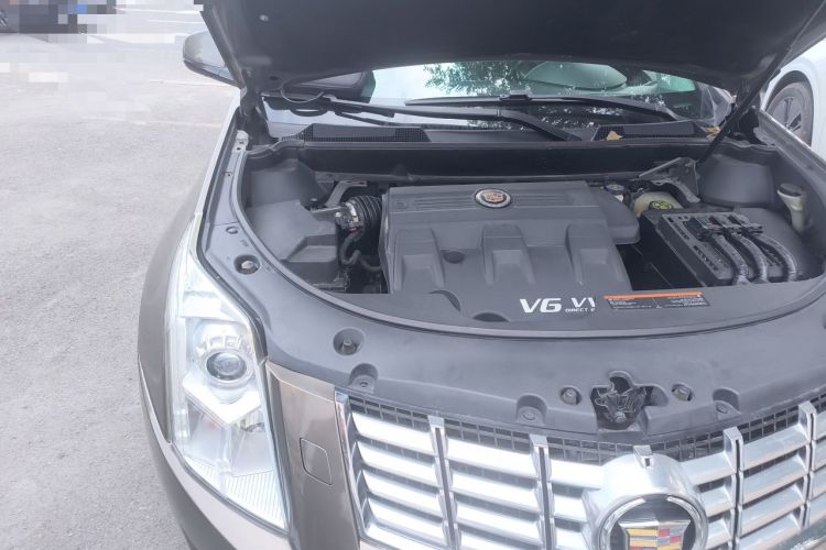 Used Cadillac SRX 2013 3.0L Elite Model Engine Bay Right