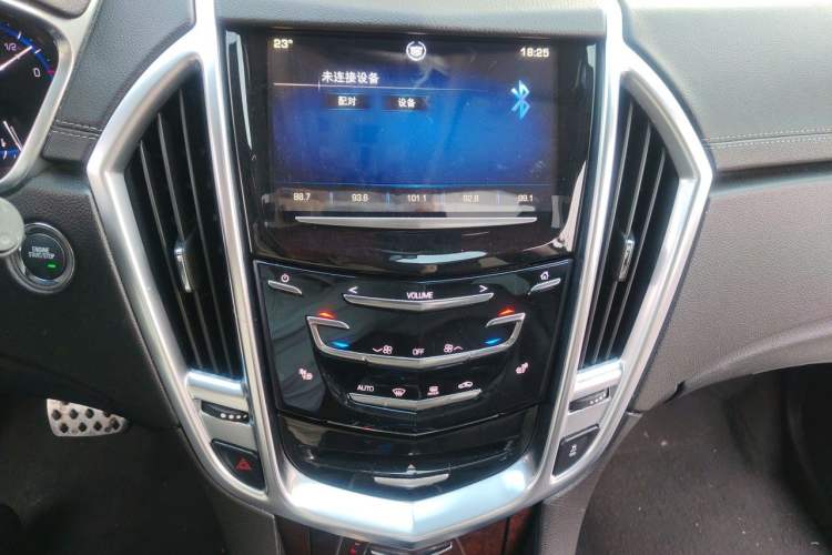 Used Cadillac SRX 2013 3.0L Leading Model Audio And AC Panel