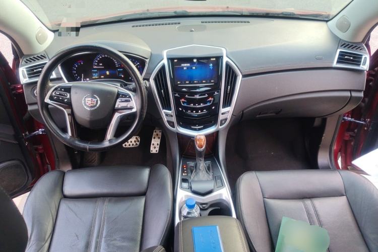 Used Cadillac SRX 2013 3.0L Leading Model Center Console