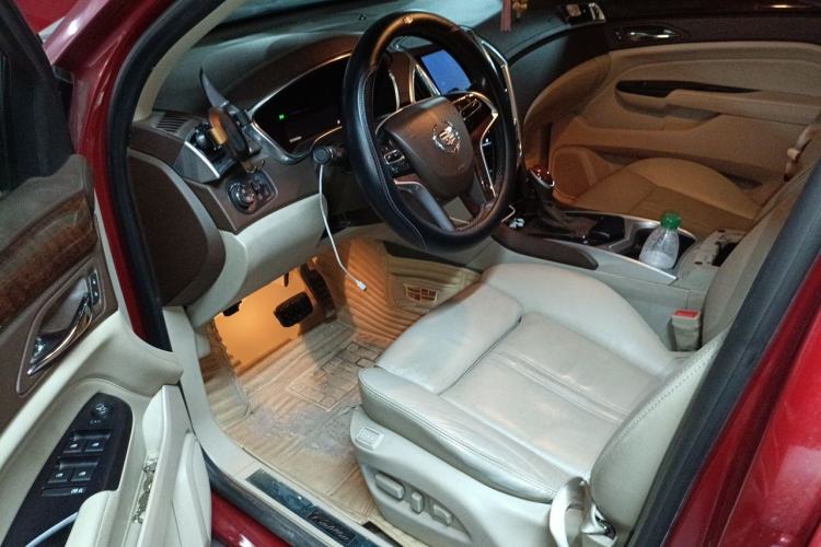 Used Cadillac SRX 2013 3.0L Luxury Model Driver Seat