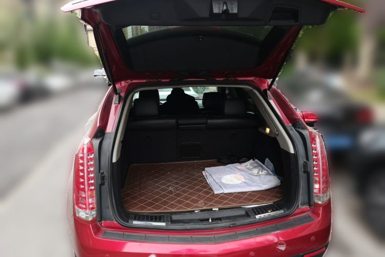 Used Cadillac SRX 2013 3.0L Comfort Model Trunk