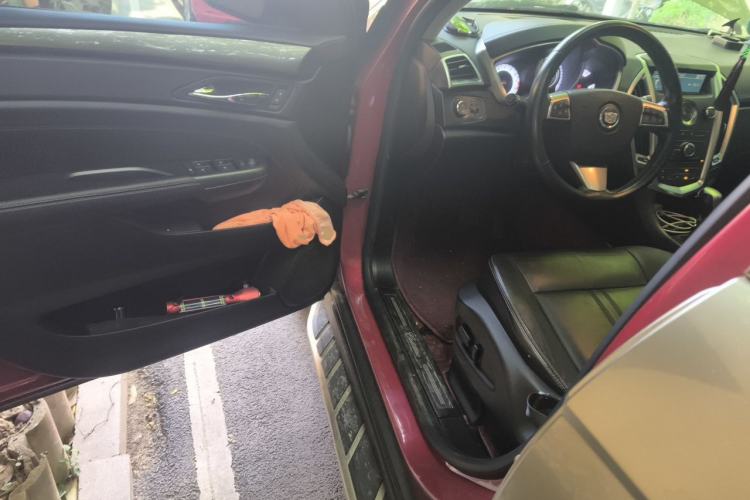 Used Cadillac SRX 2013 3.0L Comfort Model Driver Seat