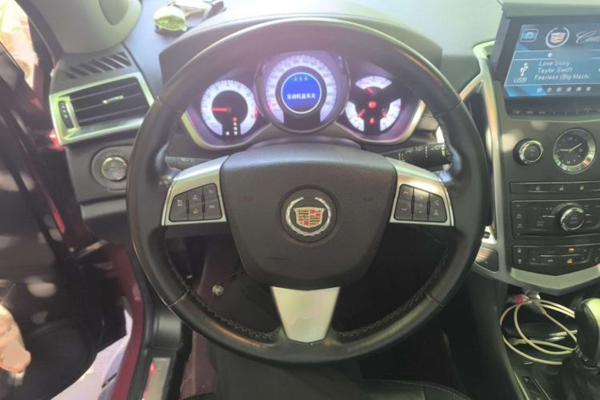 Used Cadillac SRX 2013 3.0L Comfort Model Steering Wheel