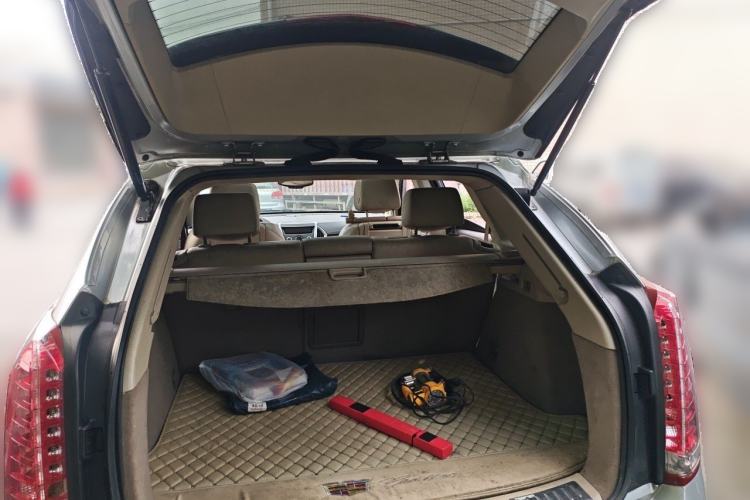 Used Cadillac SRX 2013 3.0L Flagship Model Trunk