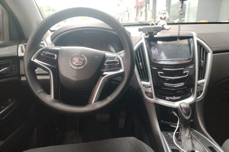 Used Cadillac SRX 2013 3.0L Comfort Model Steering Wheel