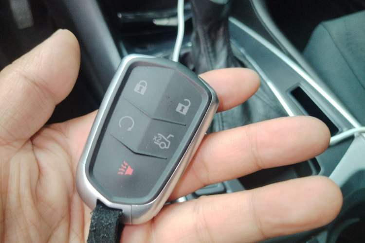 Used Cadillac SRX 2013 3.0L Comfort Model Vehicle Key