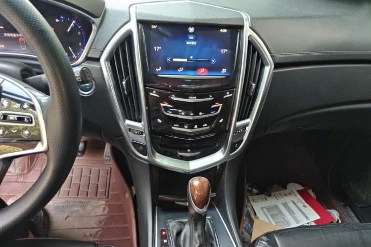 Used Cadillac SRX 2013 3.0L Leading Model Audio And AC Panel