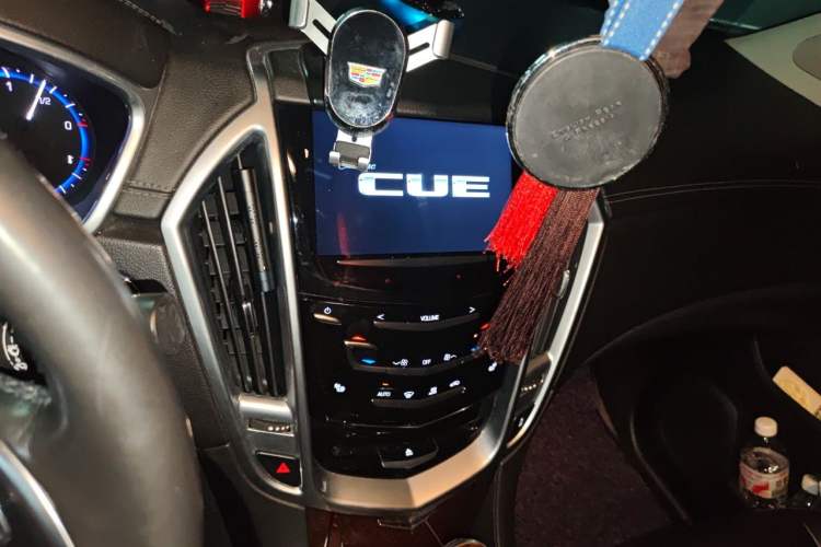 Used Cadillac SRX 2013 3.0L Elite Model Audio And AC Panel