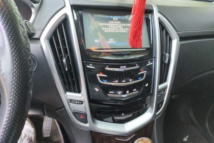 Used Cadillac SRX 2013 3.0L Luxury Model Audio And AC Panel