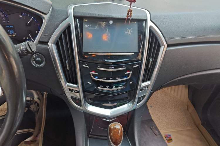Used Cadillac SRX 2013 3.0L Luxury Model Audio And AC Panel