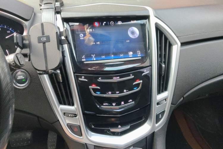 Used Cadillac SRX 2013 3.0L Comfort Model Audio And AC Panel